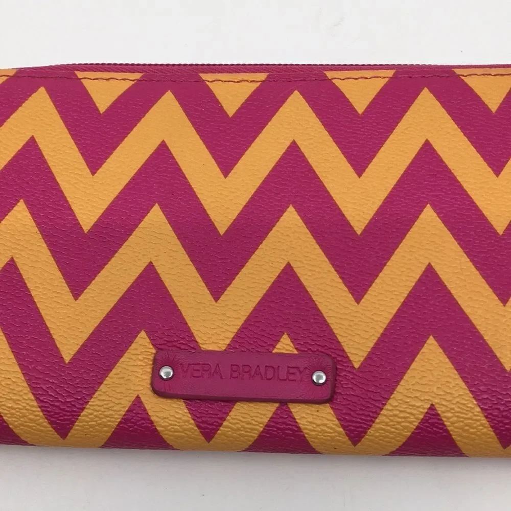 Vera Bradley Ziggy Zags Chevron Accordion Wallet